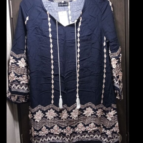 Fancyqube free flowing Women's Top - Sz. L - Picture 1 of 6